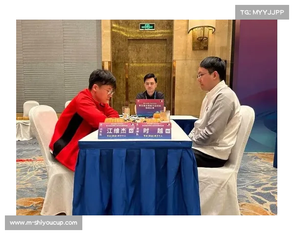 围棋丁浩教练评其棋风稳健自律,善捕捉对手失误 围棋丁浩教练评其棋风稳健自律,善捕捉对手失误